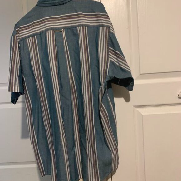 Wentworth Button Down Shirt | Large - Picture 3 of 3